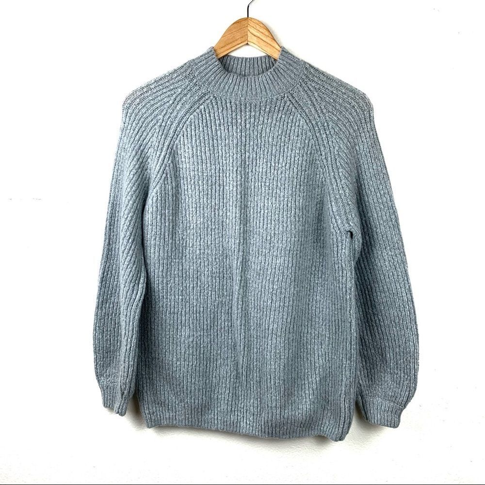 Guess Grey Oversized Ribbed Fuzzy Mock Neck Sweater Size Small